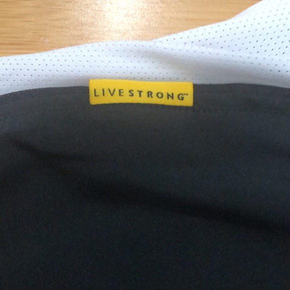 Nike Dri-Fit Livestrong Shorts NWOT - Picture 2 of 7